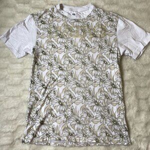 Subdue T-Shirt Men's Size M White Cotton Floral Pullover Crew Neck Short Sleeve